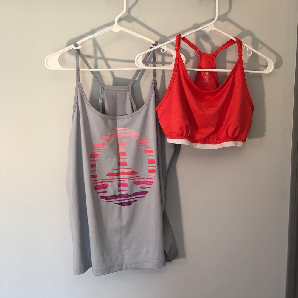 Tank top with sports bra